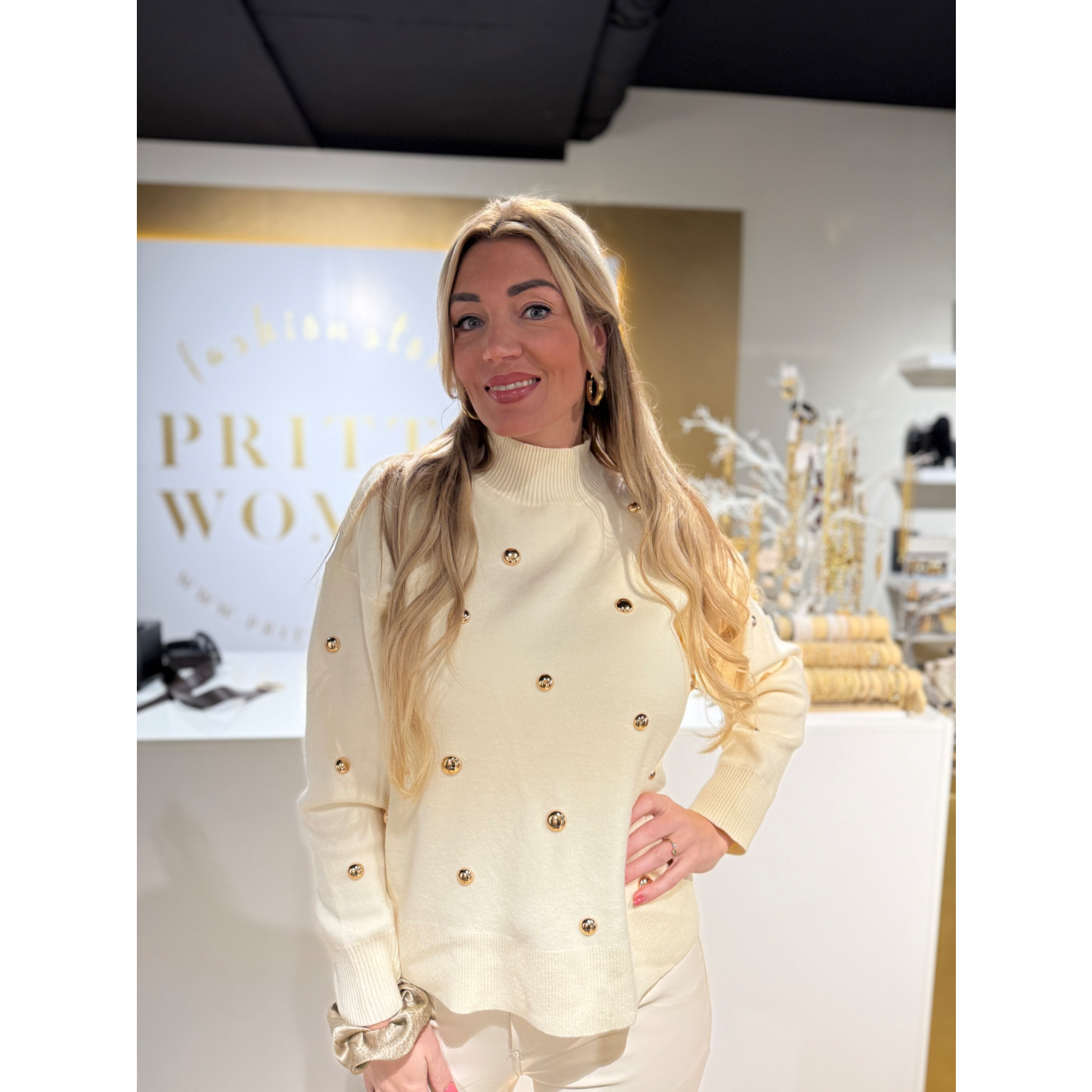 Gold button Trui Creme