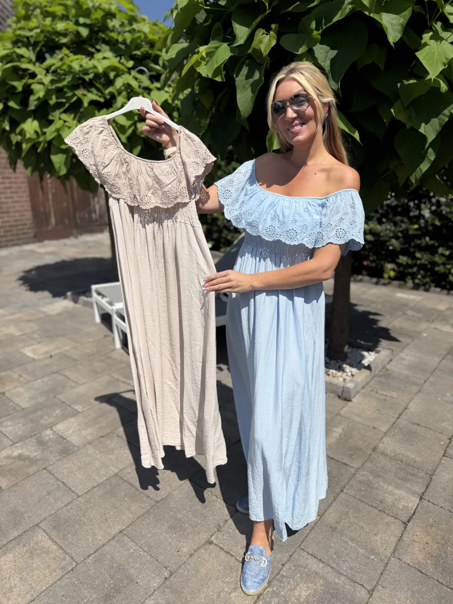 When On Holiday Dress Beige