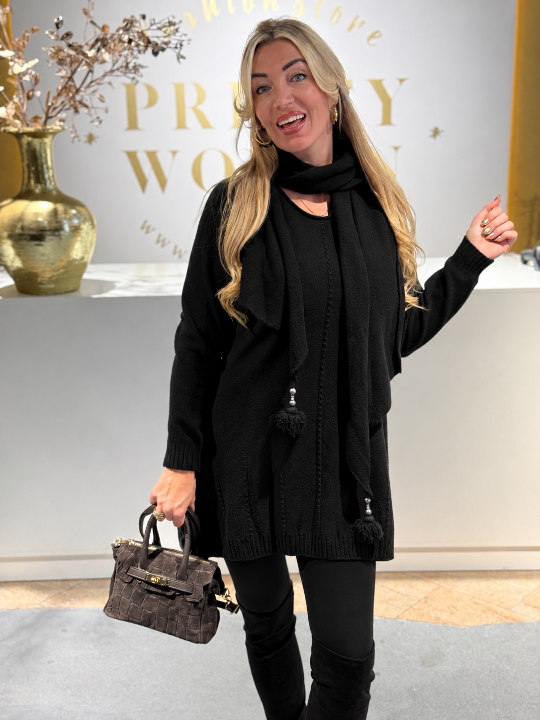 Mila Trui Inclusief Sjaal Black