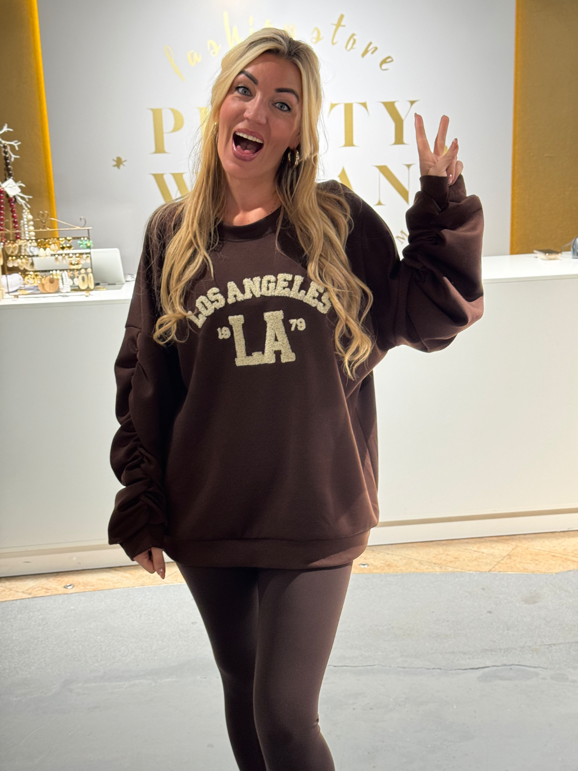 Los Angeles Trui Brown