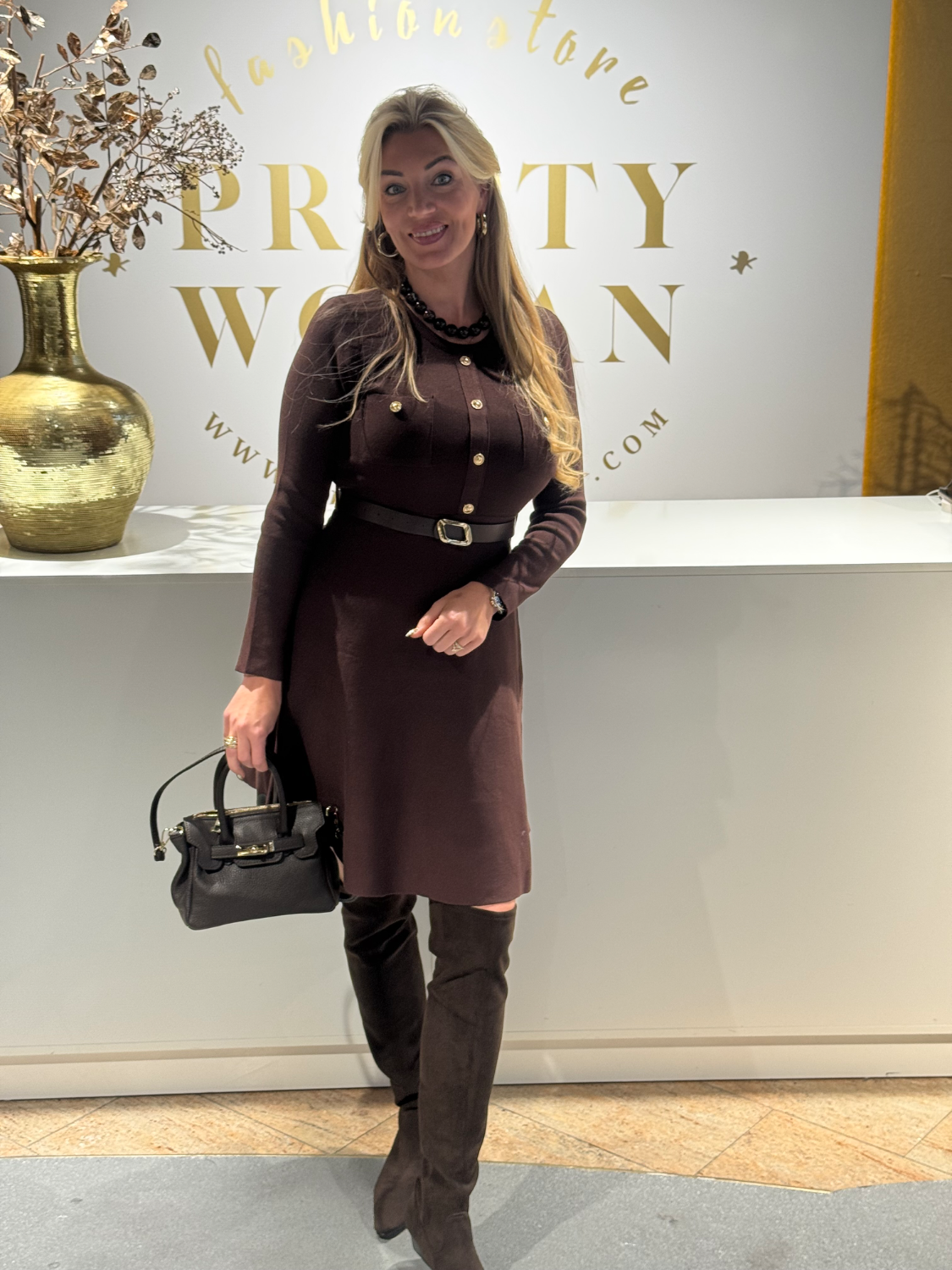 Cappuccino Dress Gold Button - Afbeelding 2