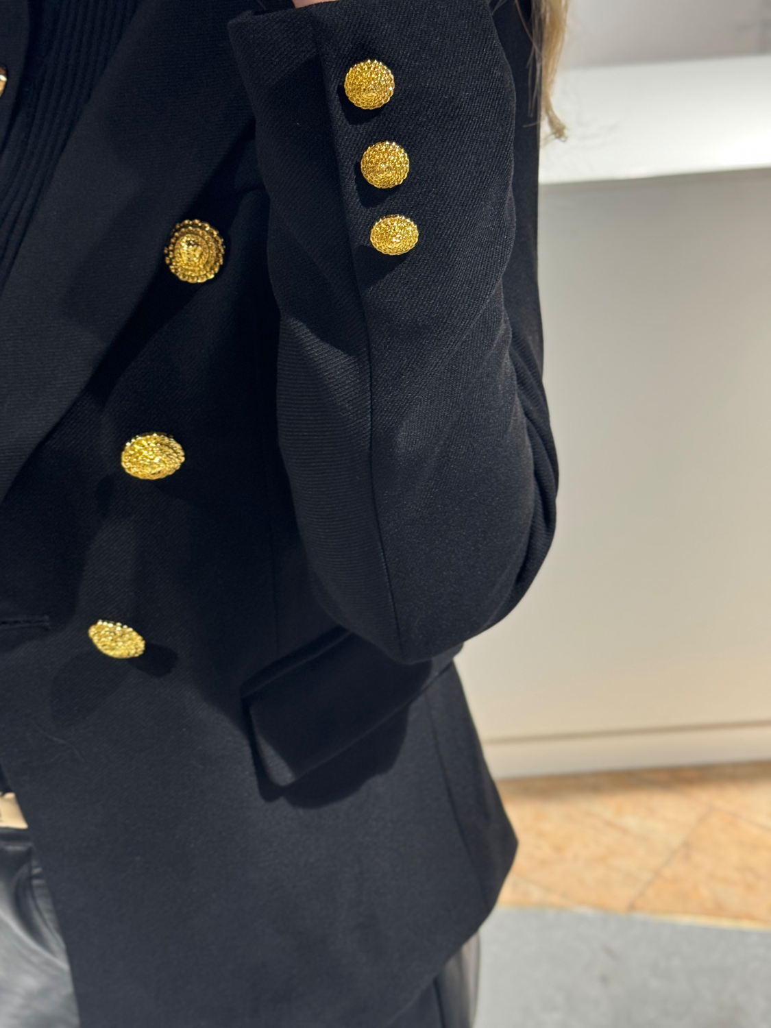 Unique Blazer Black Goldbutton - Afbeelding 3