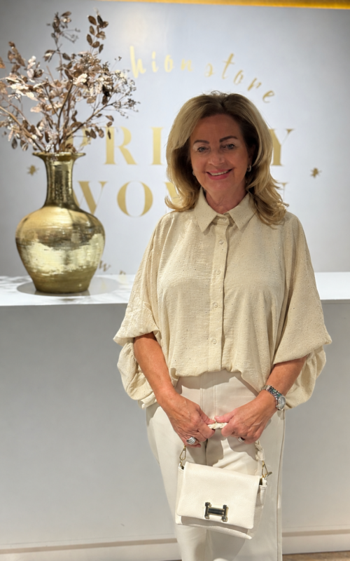 La Vie Blouse Beige